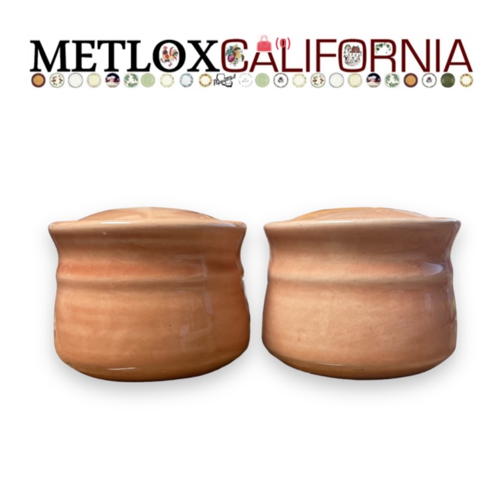 Metlox Colorstax Salt & Pepper Shakers- Apricot